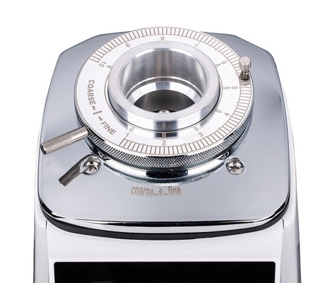 เครื่องบดกาแฟแบบพาณิชย์จอสัมผัส 550W พลังงาน เครื่องบดอัดอัลลูมิเนียมสับสนธิ / ABS 64mm